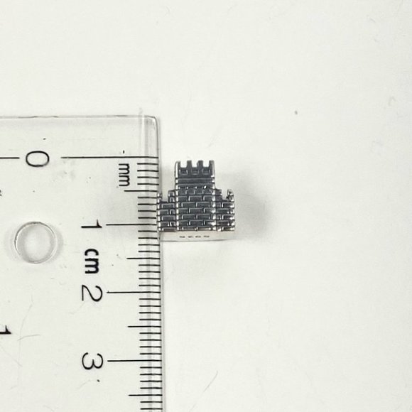 NWT Great Wall of China 3D Silver Charm - Picture 12 of 12